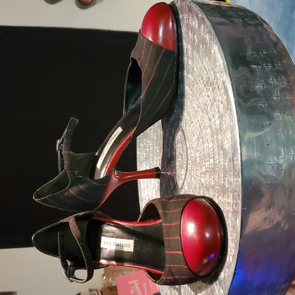 Ann Marino Ankle Strap Heel 👠 - Picture 11 of 11